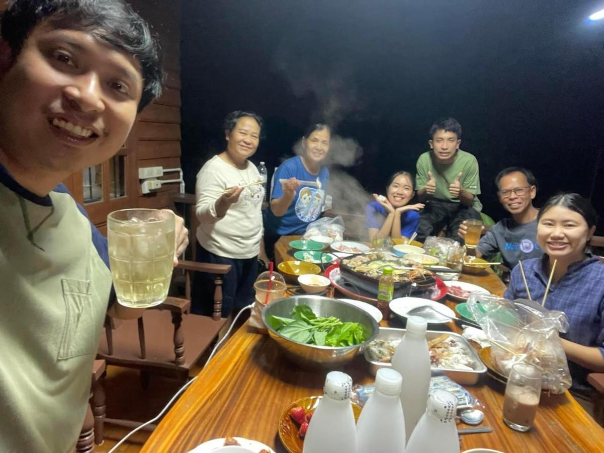 Ban Chang Klang Na Nong ap Chang Buitenkant foto